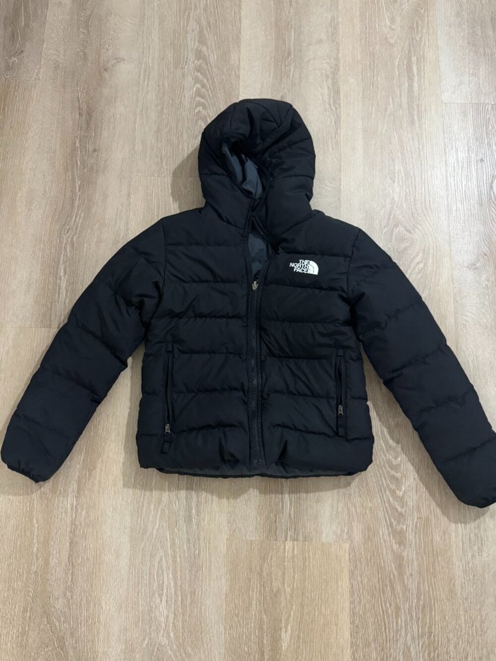 The North Face Girls’ Puffer Jacket | Black | L (12)